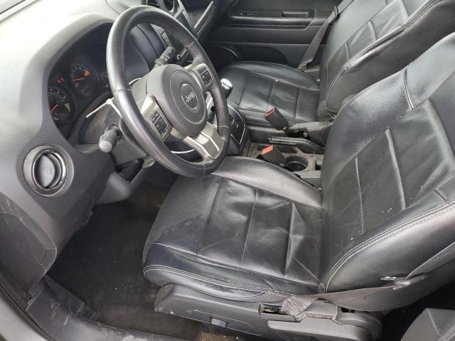  JEEP PATRIOT 2016 Srebrny