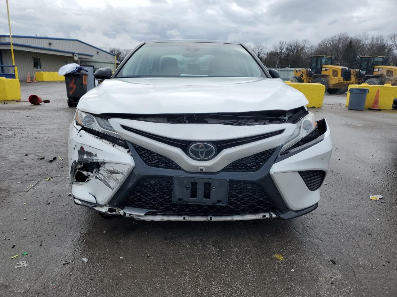 2019 Toyota Camry - Image 5