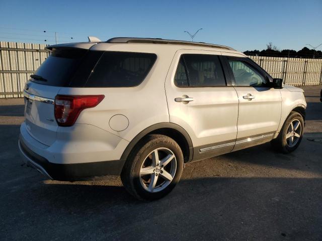  FORD EXPLORER 2016 Белы