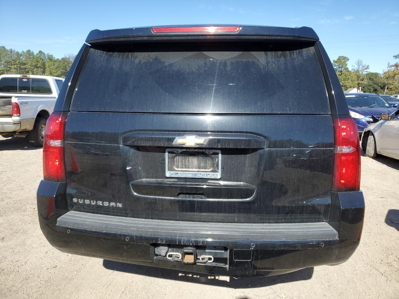 VIN 1GNSCHKC1JR268730 2018 CHEVROLET SUBURBAN no.6