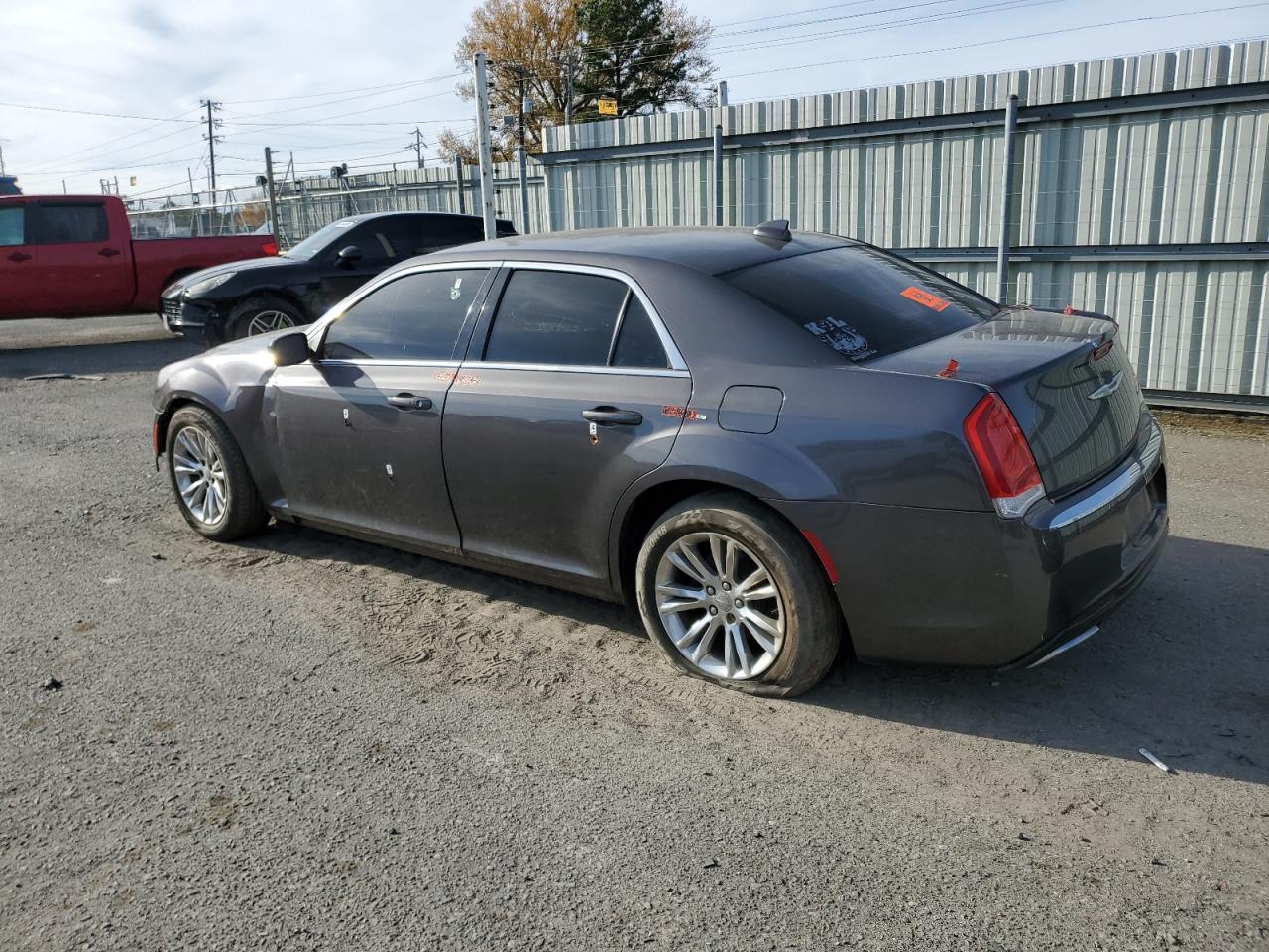 VIN 2C3CCAAG5FH849278 2015 CHRYSLER 300 no.2