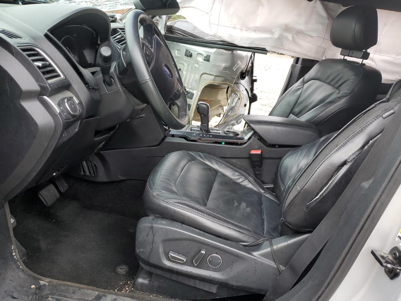2017 Ford Explorer - Image 7