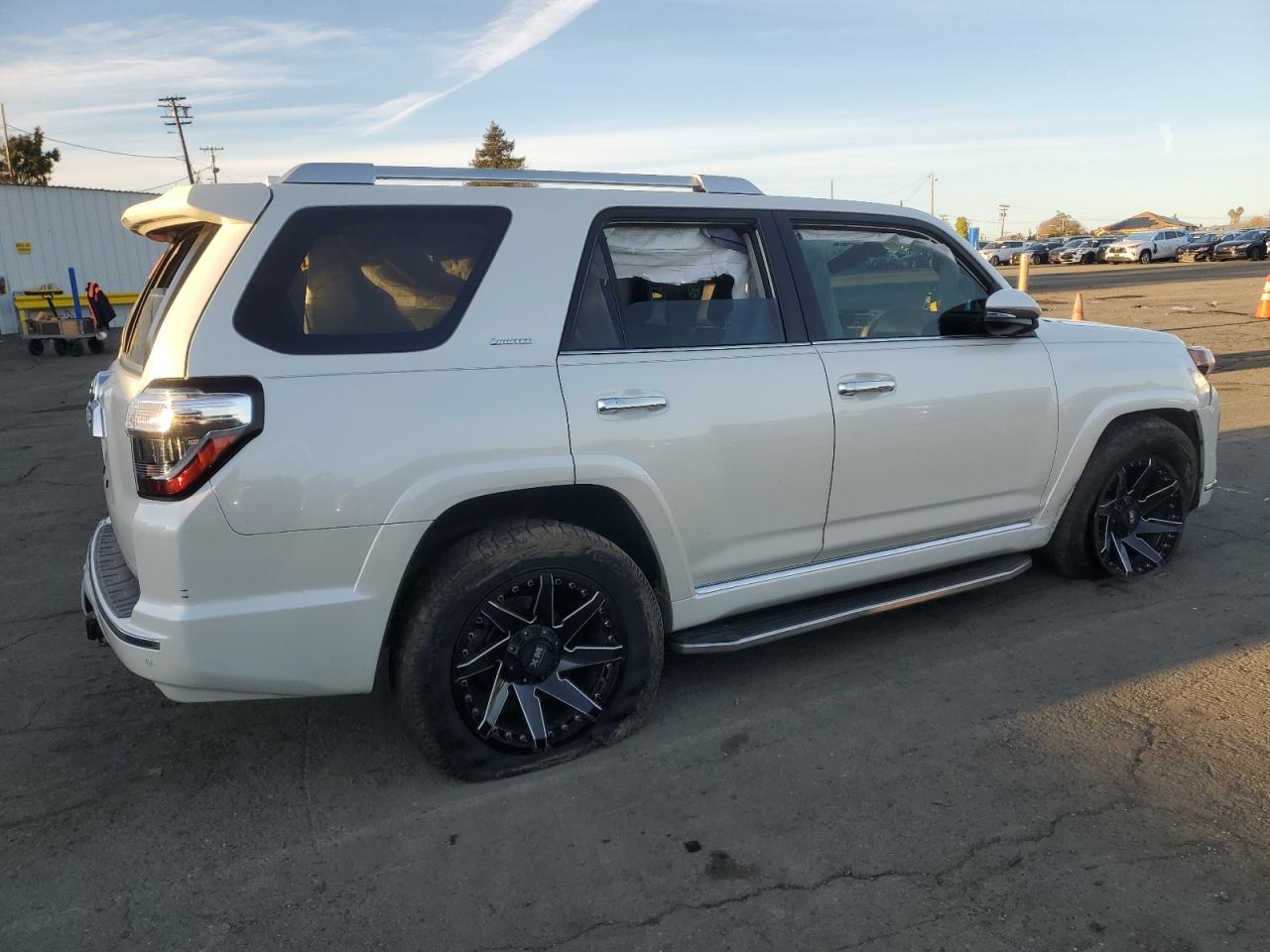 2020 Toyota 4Runner - Image 3