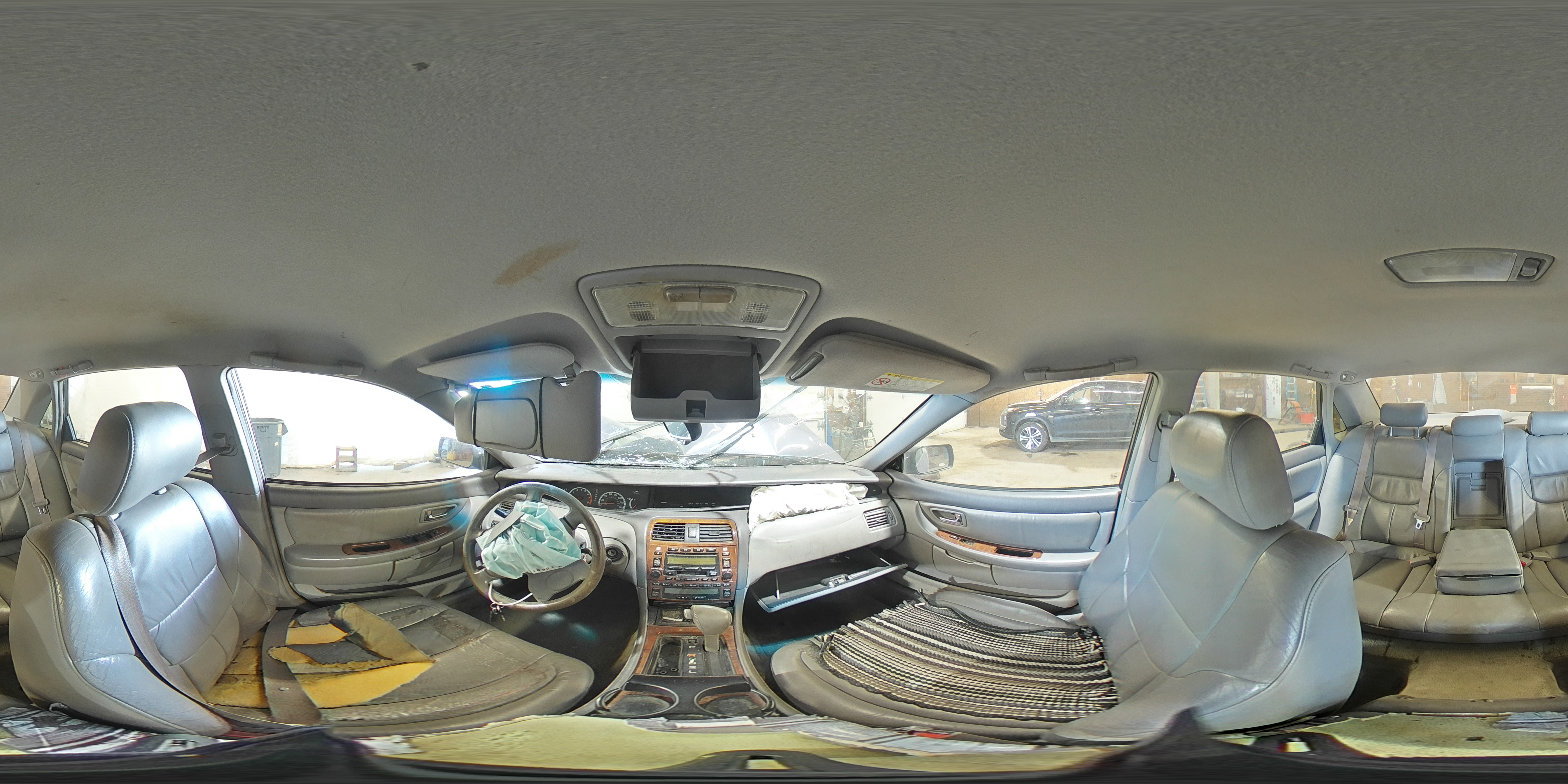 2000 Toyota Avalon - Image 13