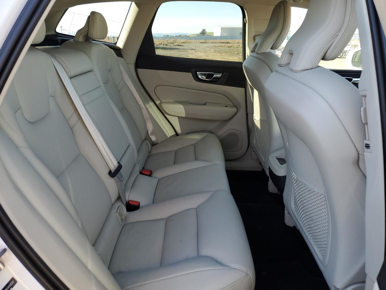 2019 Volvo XC60 - Image 11