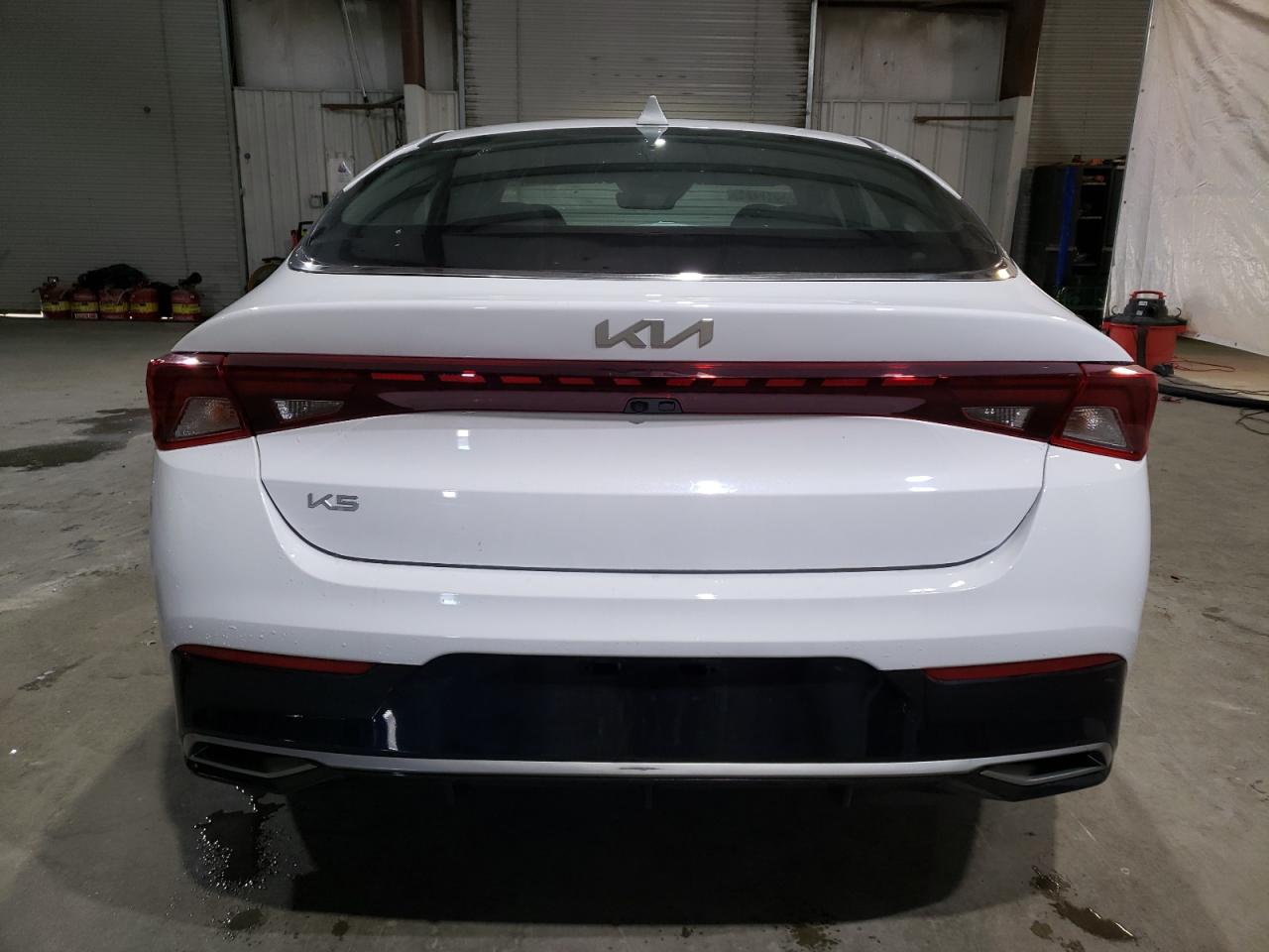 2023 Kia K5 - Image 6