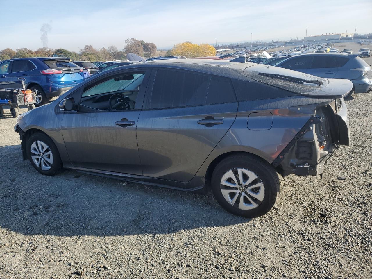 VIN JTDKBRFU9H3044395 2017 TOYOTA PRIUS no.2