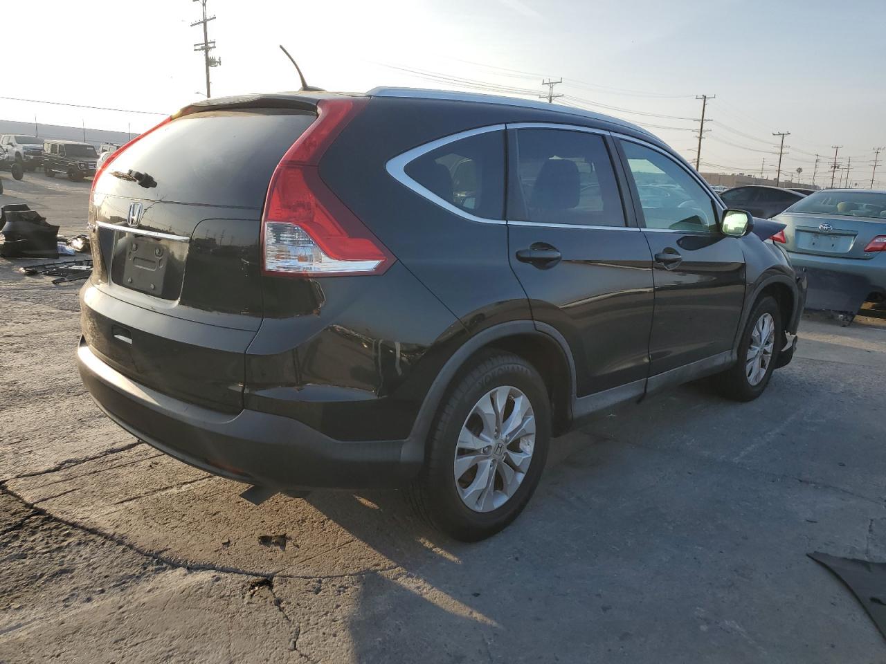 VIN 2HKRM3H71DH524409 2013 HONDA CRV no.3