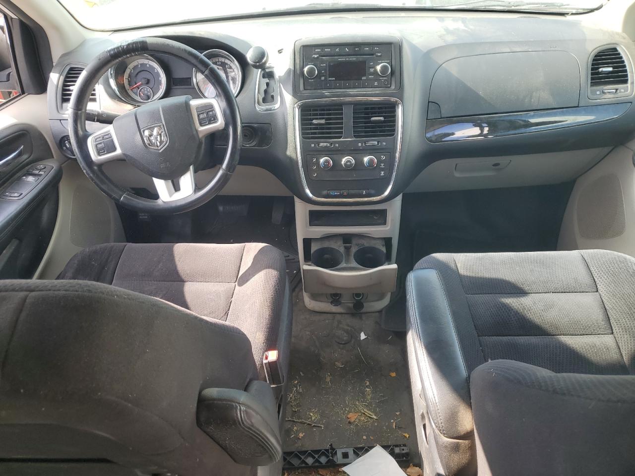 2014 RAM Cargo Van Tradesman - Image 8