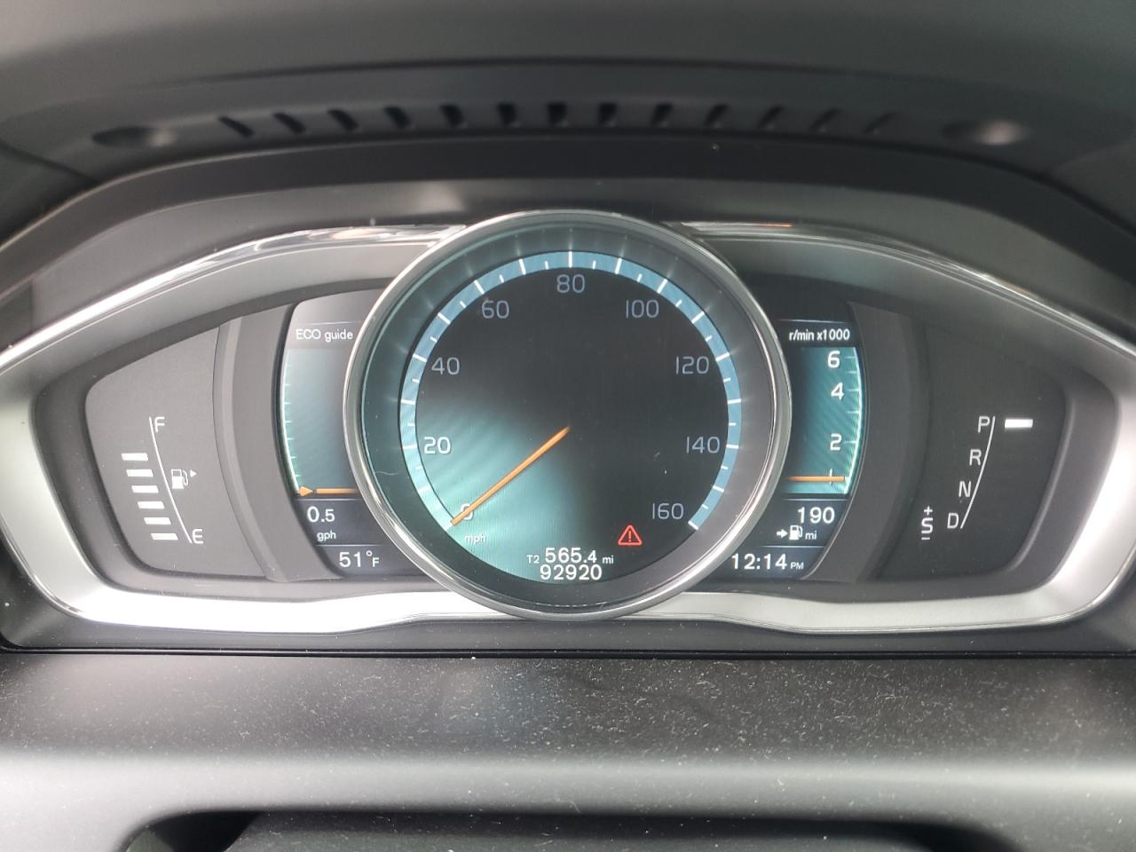 2016 Volvo XC60 - Image 9