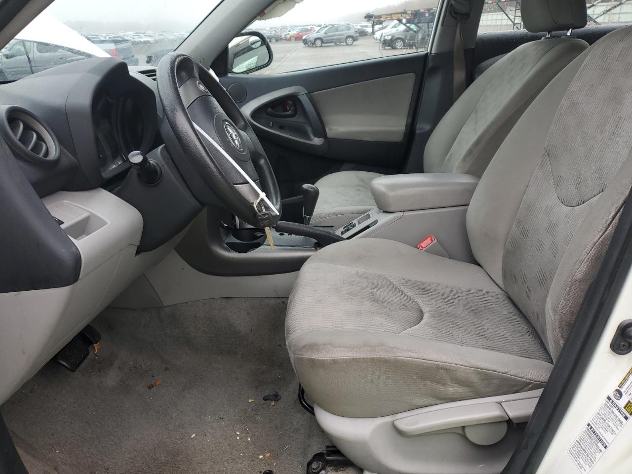2010 Toyota RAV 4 - Image 7