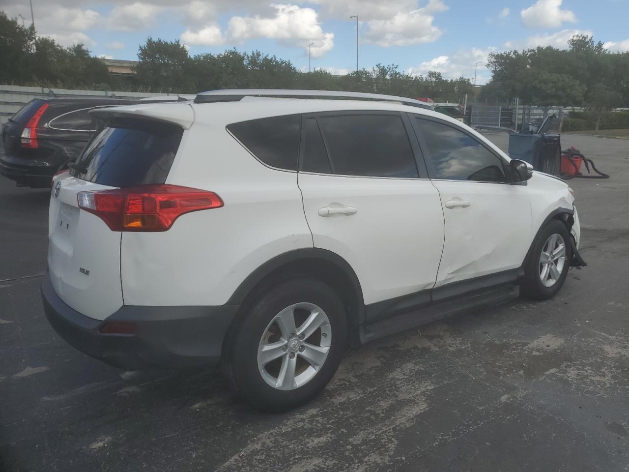 VIN JTMWFREV8DD020514 2013 TOYOTA RAV4 no.3