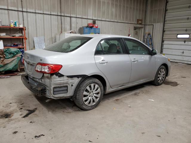  TOYOTA COROLLA 2012 Серебристый