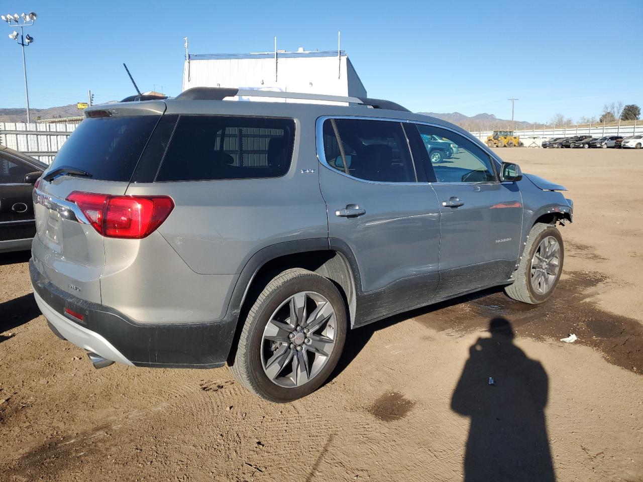 2019 GMC Acadia - Image 3