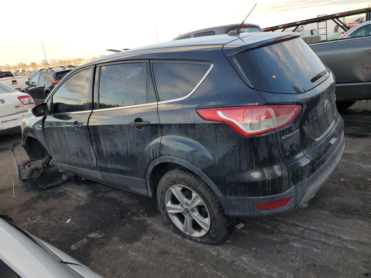 VIN 1FMCU9G91FUA62286 2015 FORD ESCAPE no.2