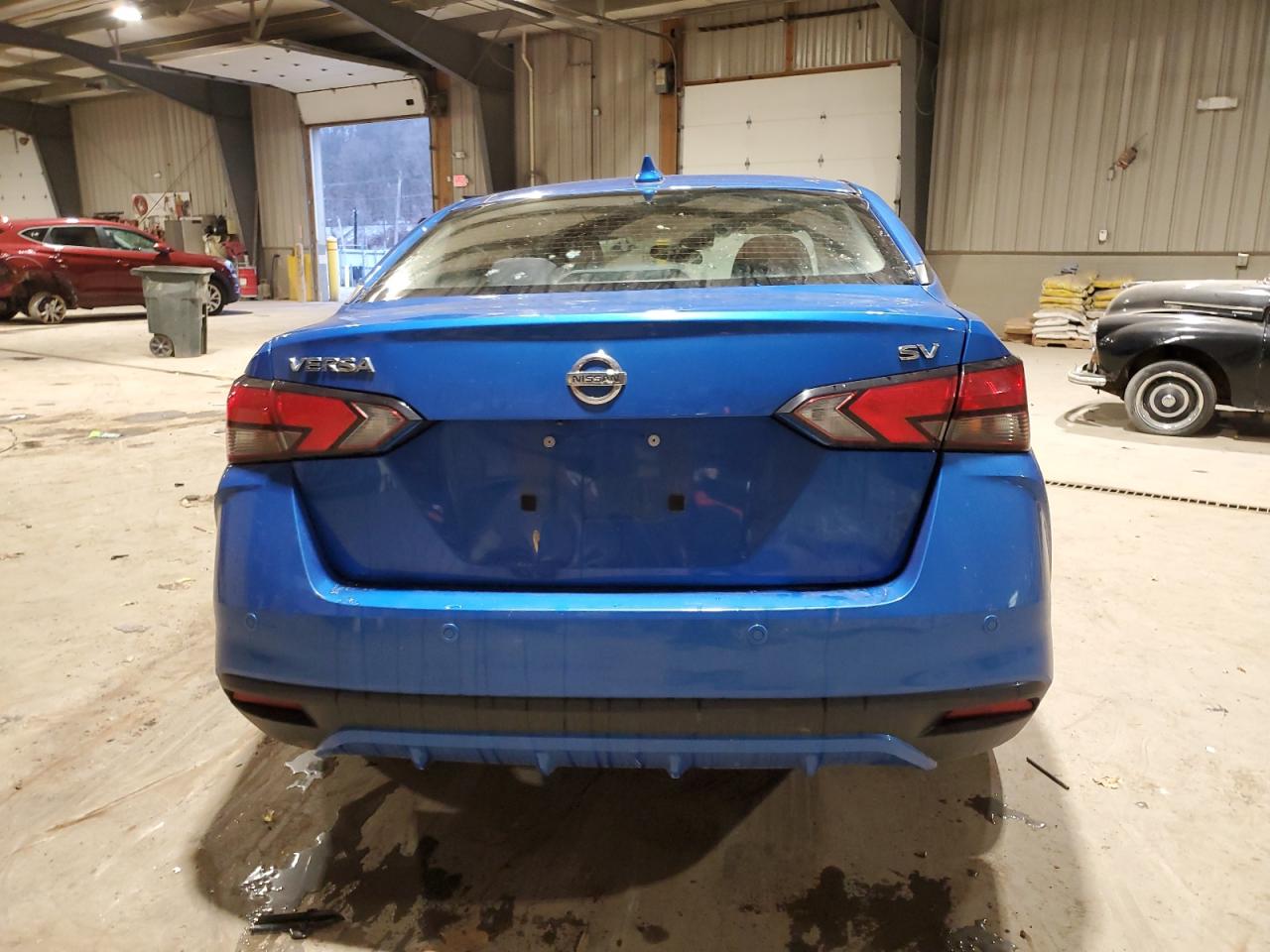 2021 Nissan Versa - Image 6