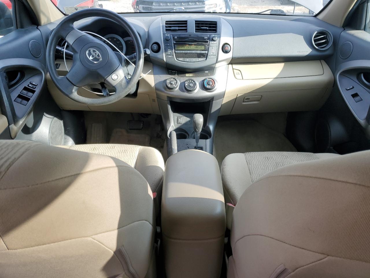 2011 Toyota RAV 4 - Image 8