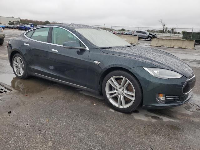  TESLA MODEL S 2013 Зеленый