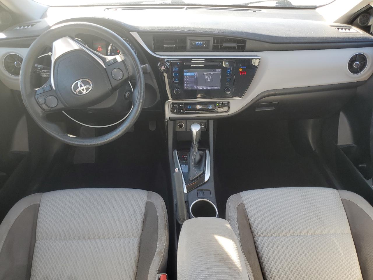 2018 Toyota Corolla L VIN: 5YFBURHEXJP832762 Lot: 85507664