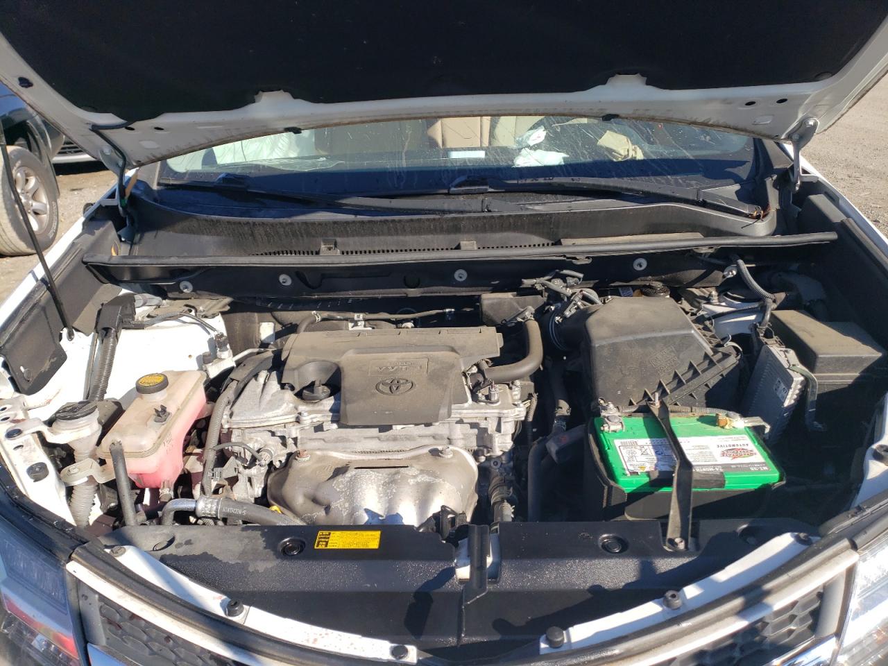 2015 Toyota RAV 4 - Image 12