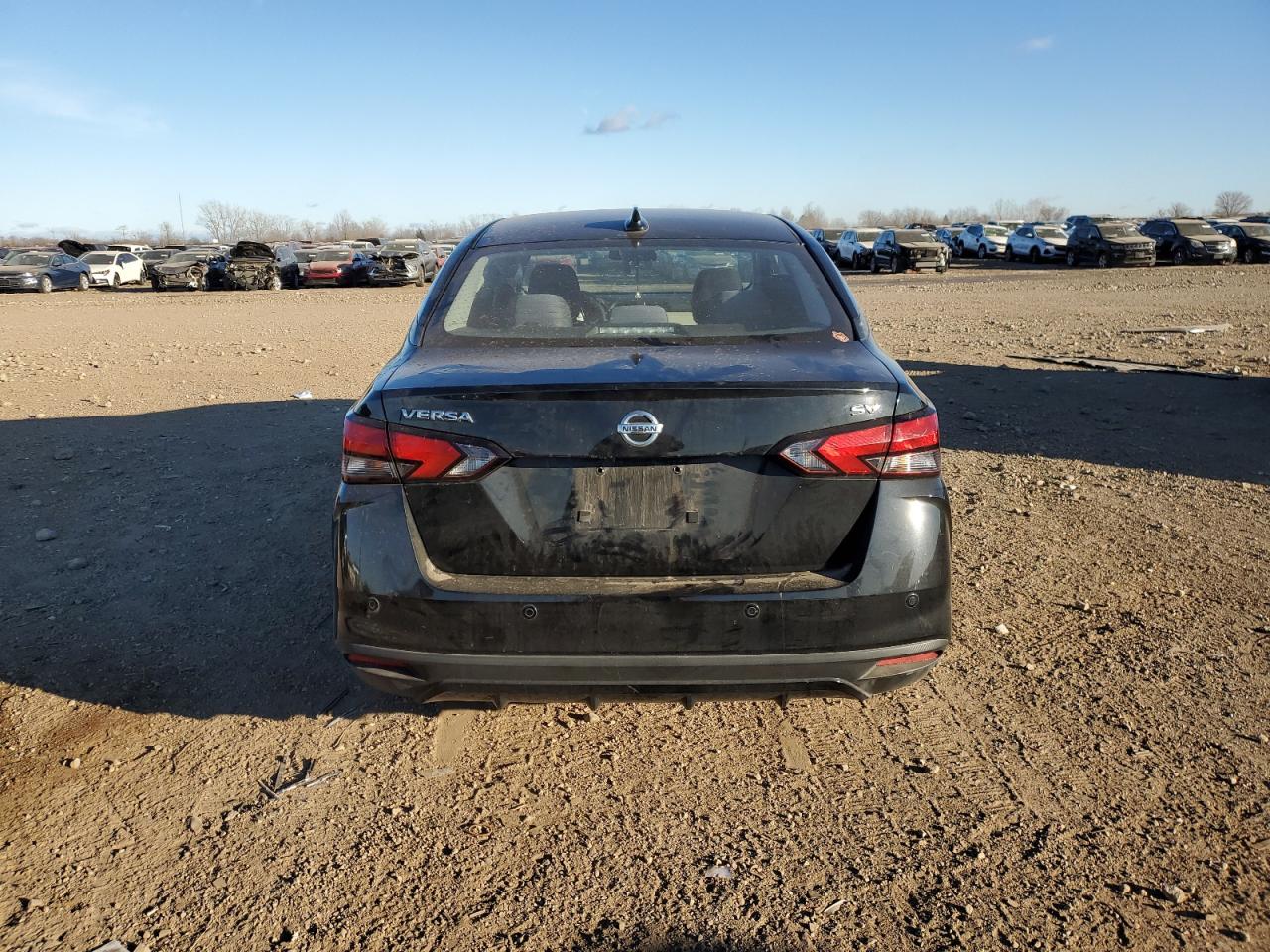 2020 Nissan Versa - Image 6