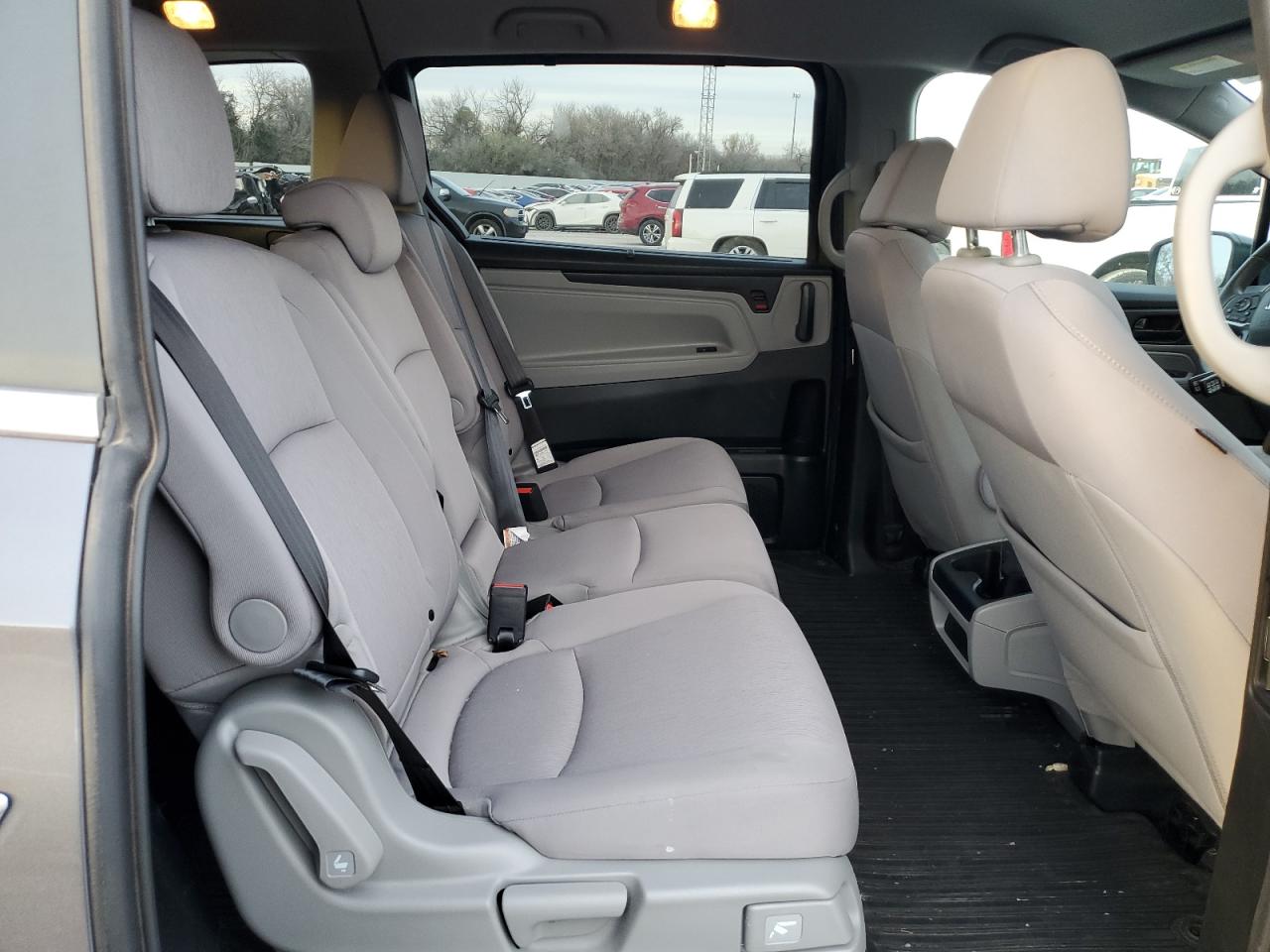 2022 Honda Odyssey - Image 11