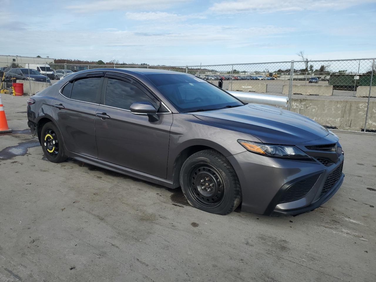 2021 Toyota Camry - Image 4