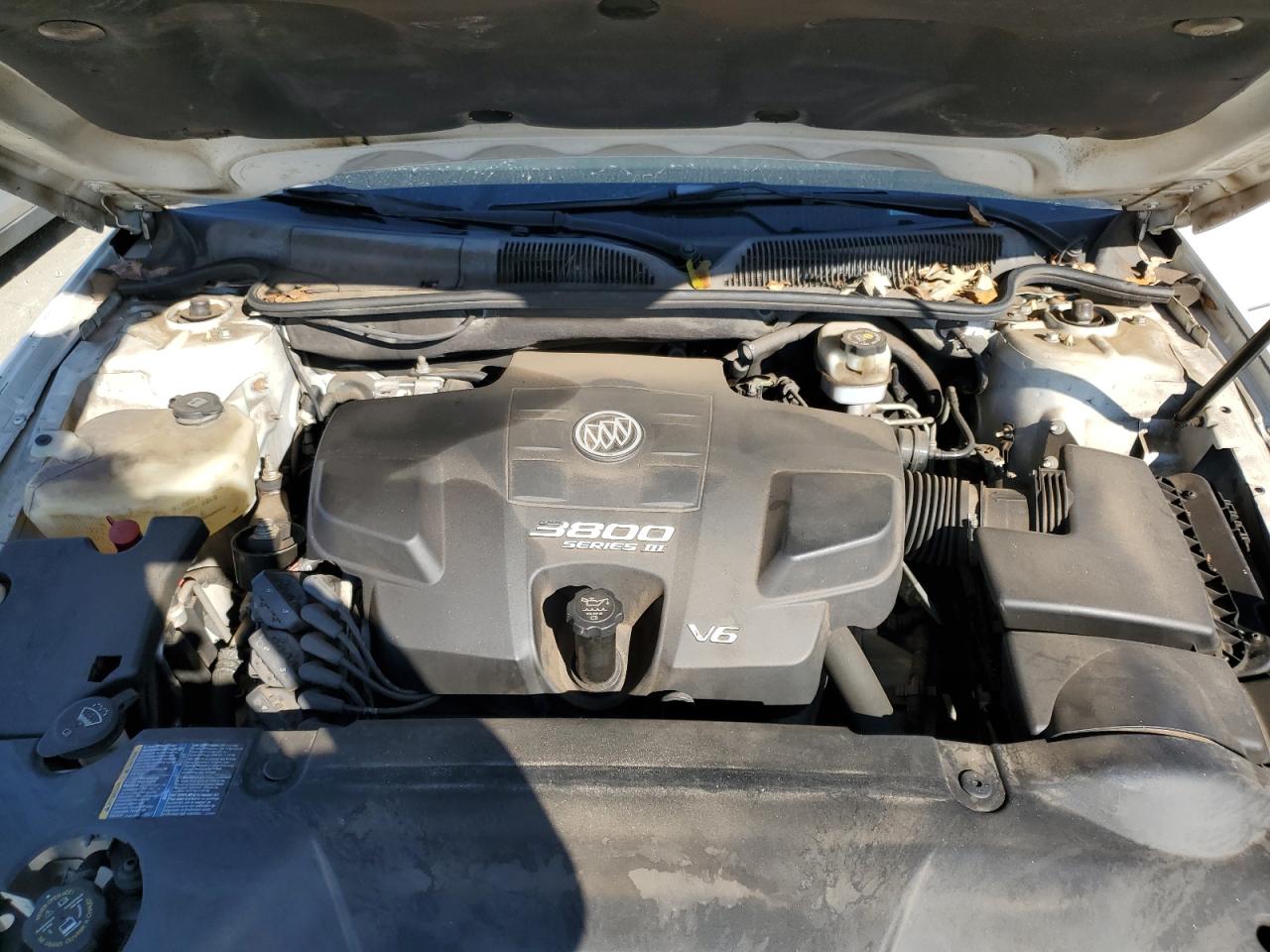 2007 Buick Lucerne - Image 11