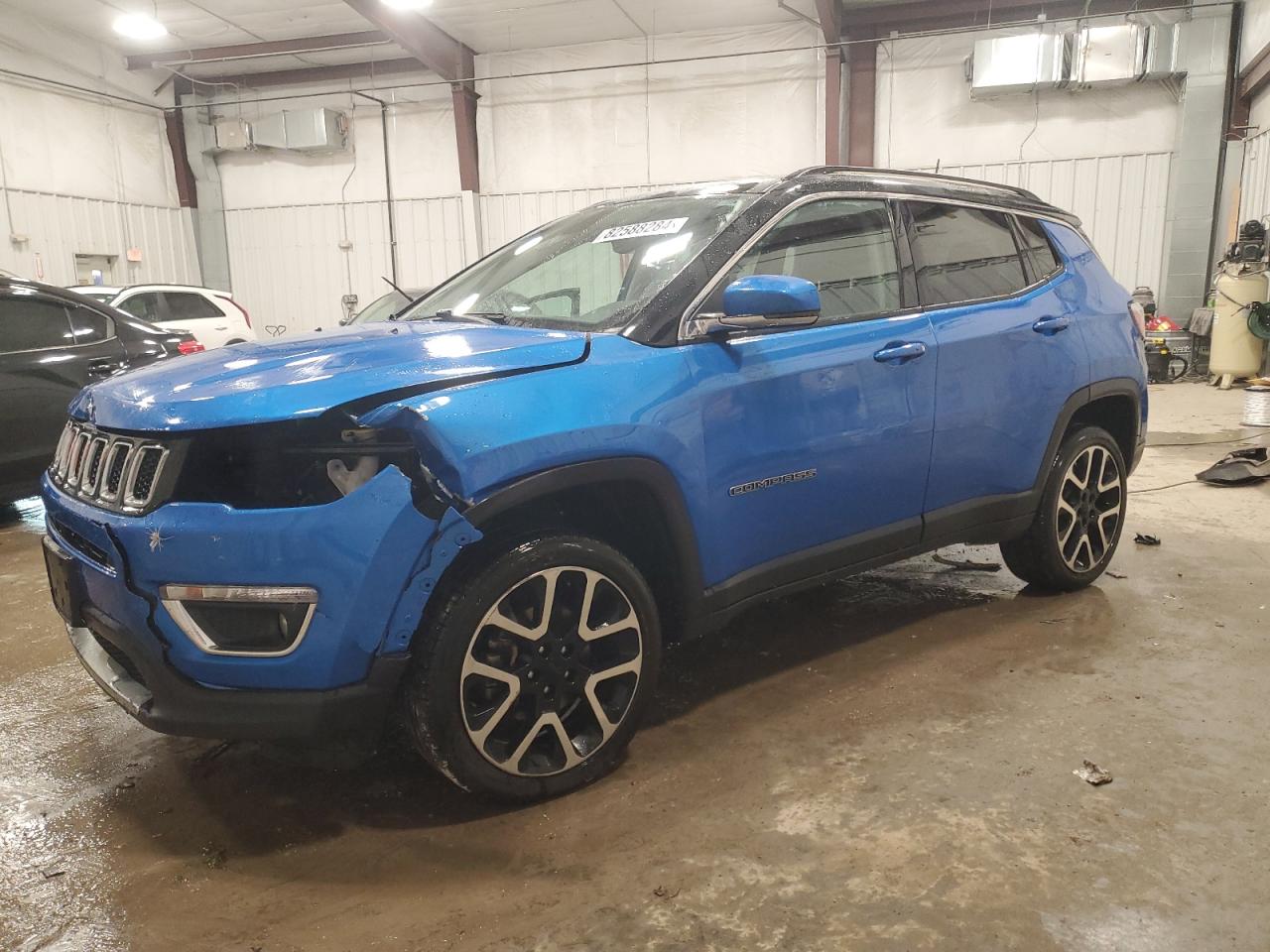 2017 Jeep Compass - Image 1