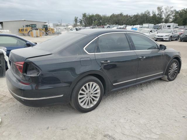  VOLKSWAGEN PASSAT 2017 Black