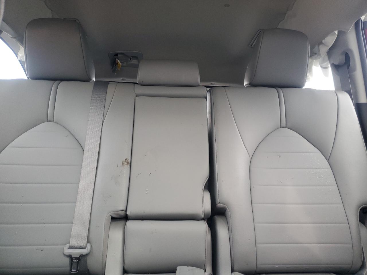 2021 Toyota Highlander - Image 10