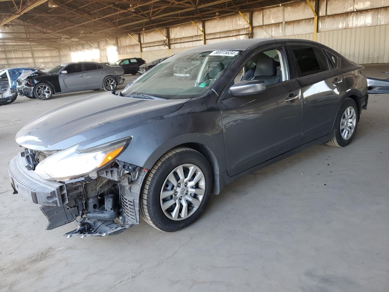 2016 Nissan Altima - Image 1