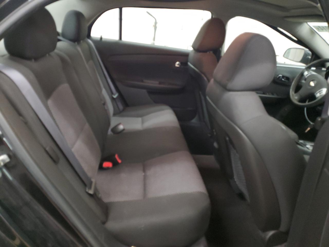 2012 Chevrolet Malibu - Image 10