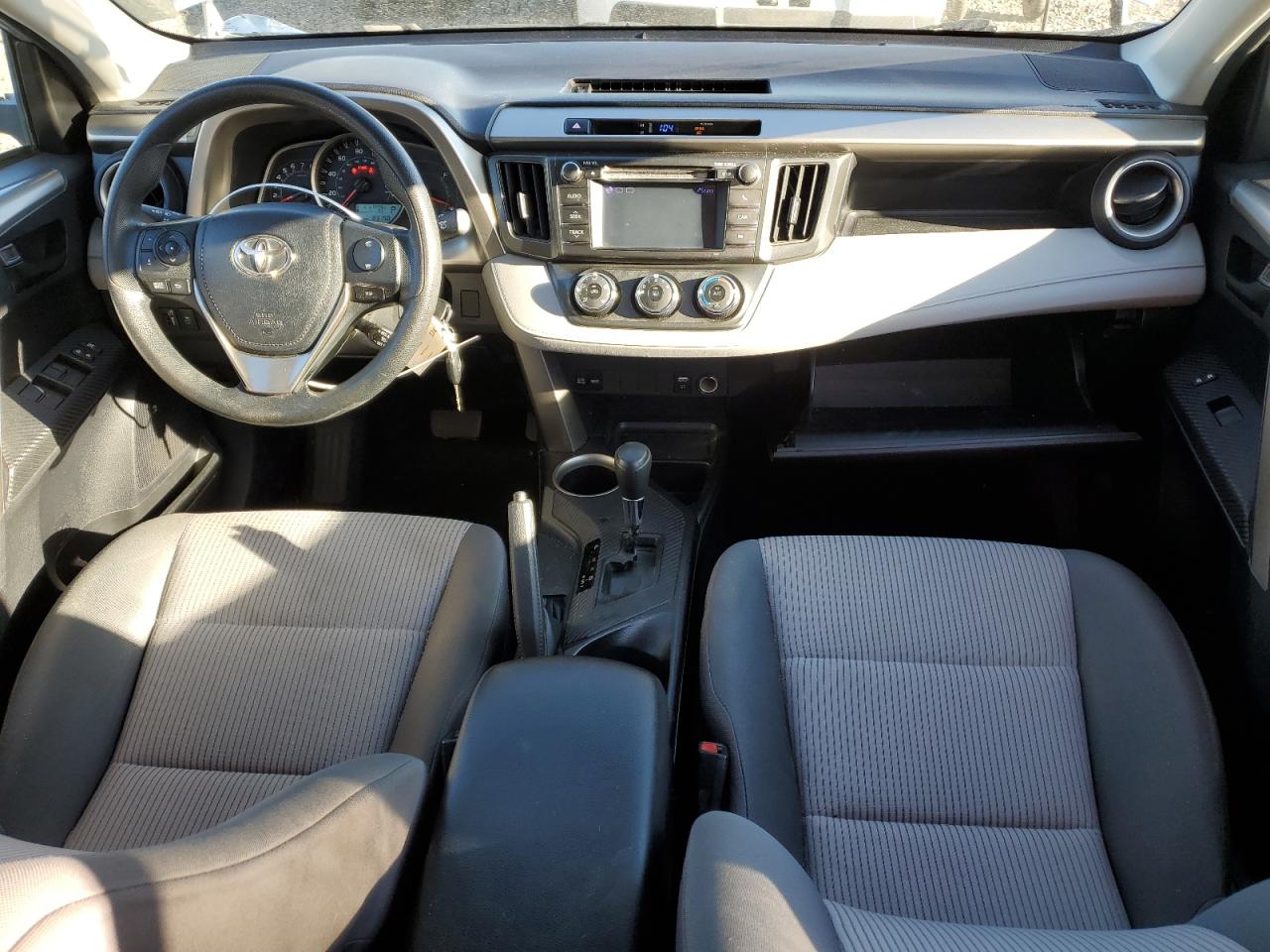 2013 Toyota RAV 4 - Image 8