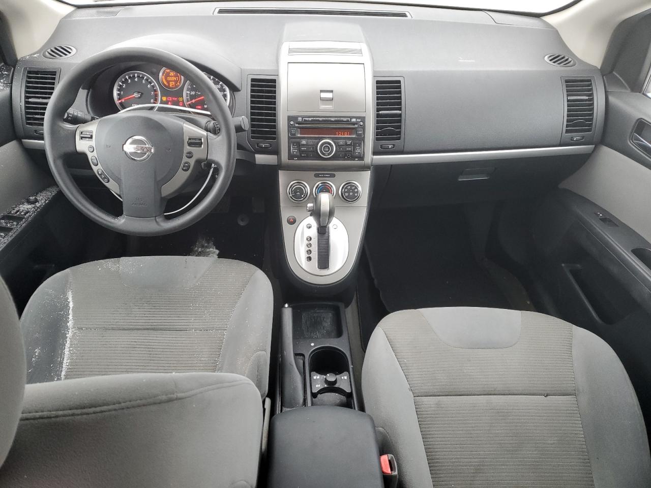 2010 Nissan Sentra - Image 8