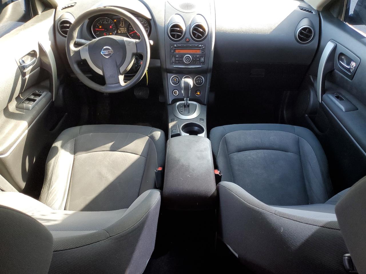 2014 Nissan Rogue - Image 8