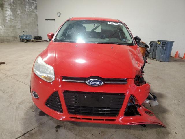  FORD FOCUS 2012 Czerwony