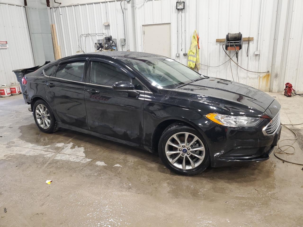 VIN 3FA6P0HD2HR364483 2017 FORD FUSION no.4