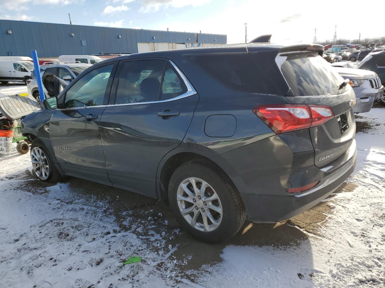 2020 Chevrolet Equinox - Image 2