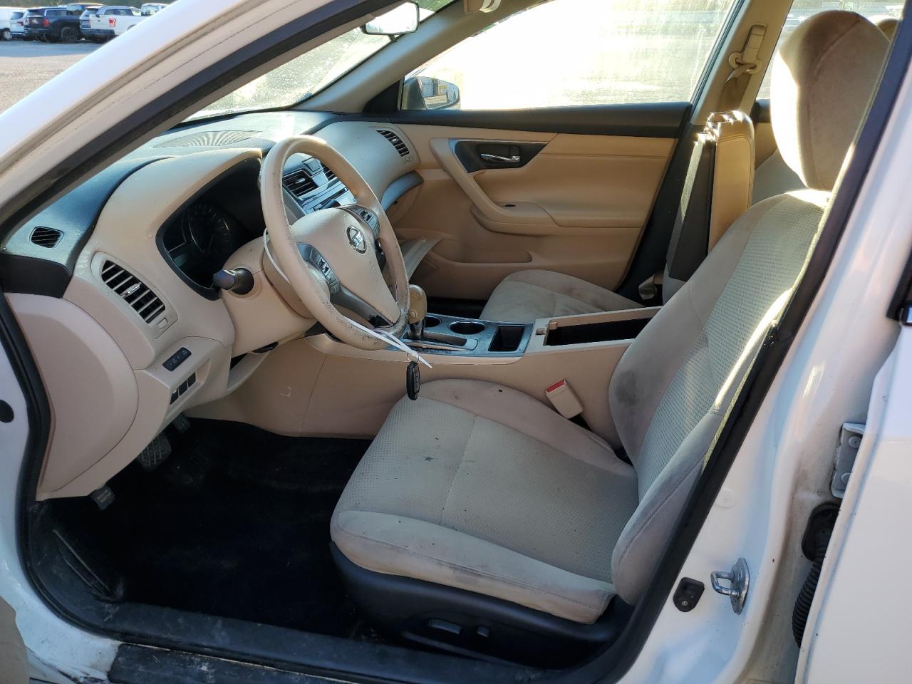 2015 Nissan Altima - Image 7