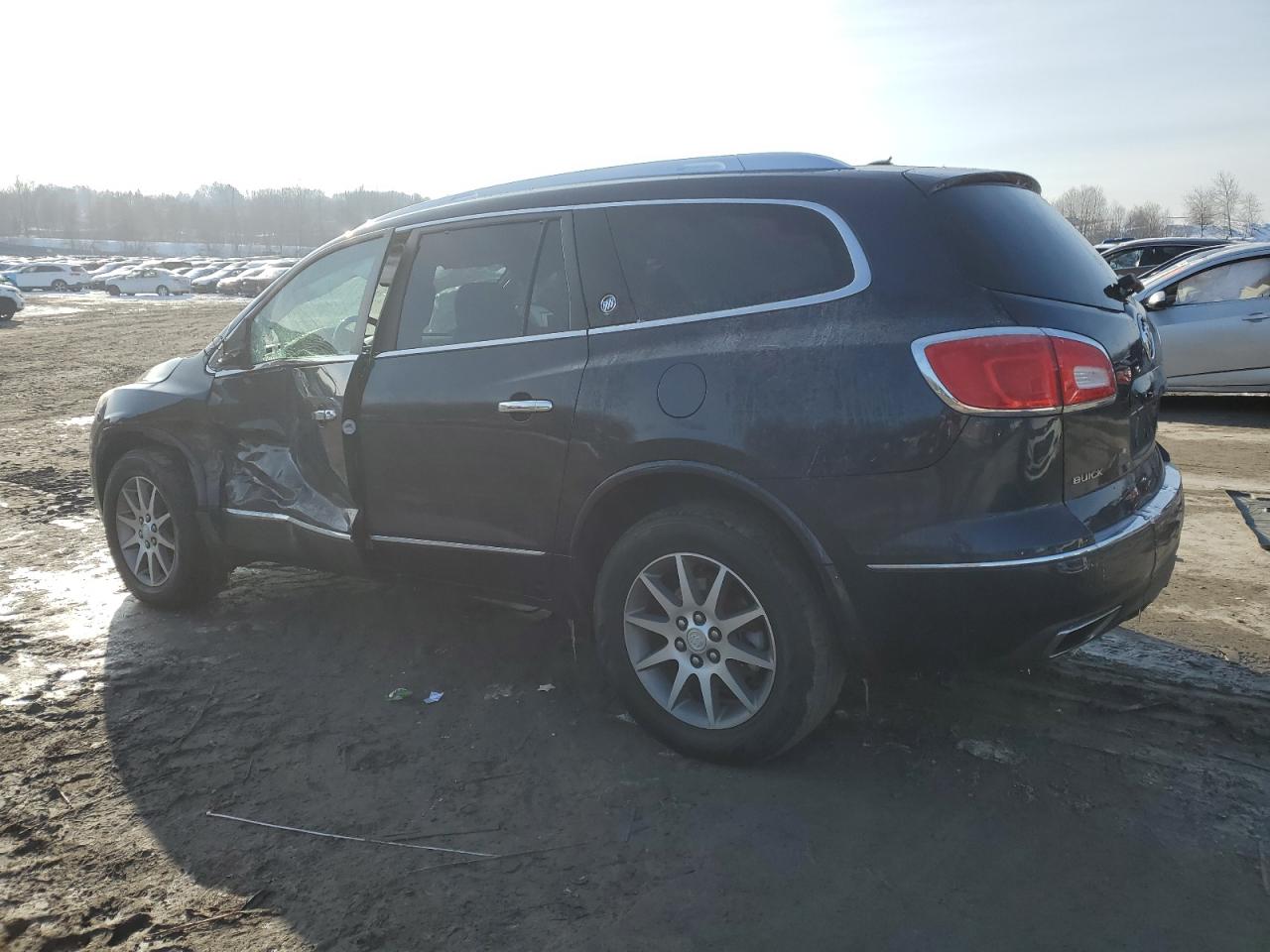 VIN 5GAKVBKD3FJ229671 2015 BUICK ENCLAVE no.2