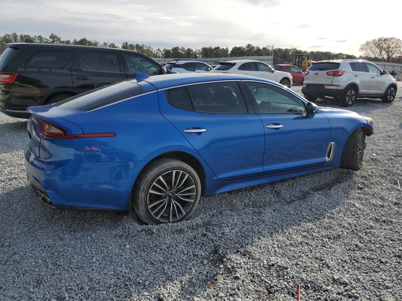 2019 Kia Stinger - Image 3