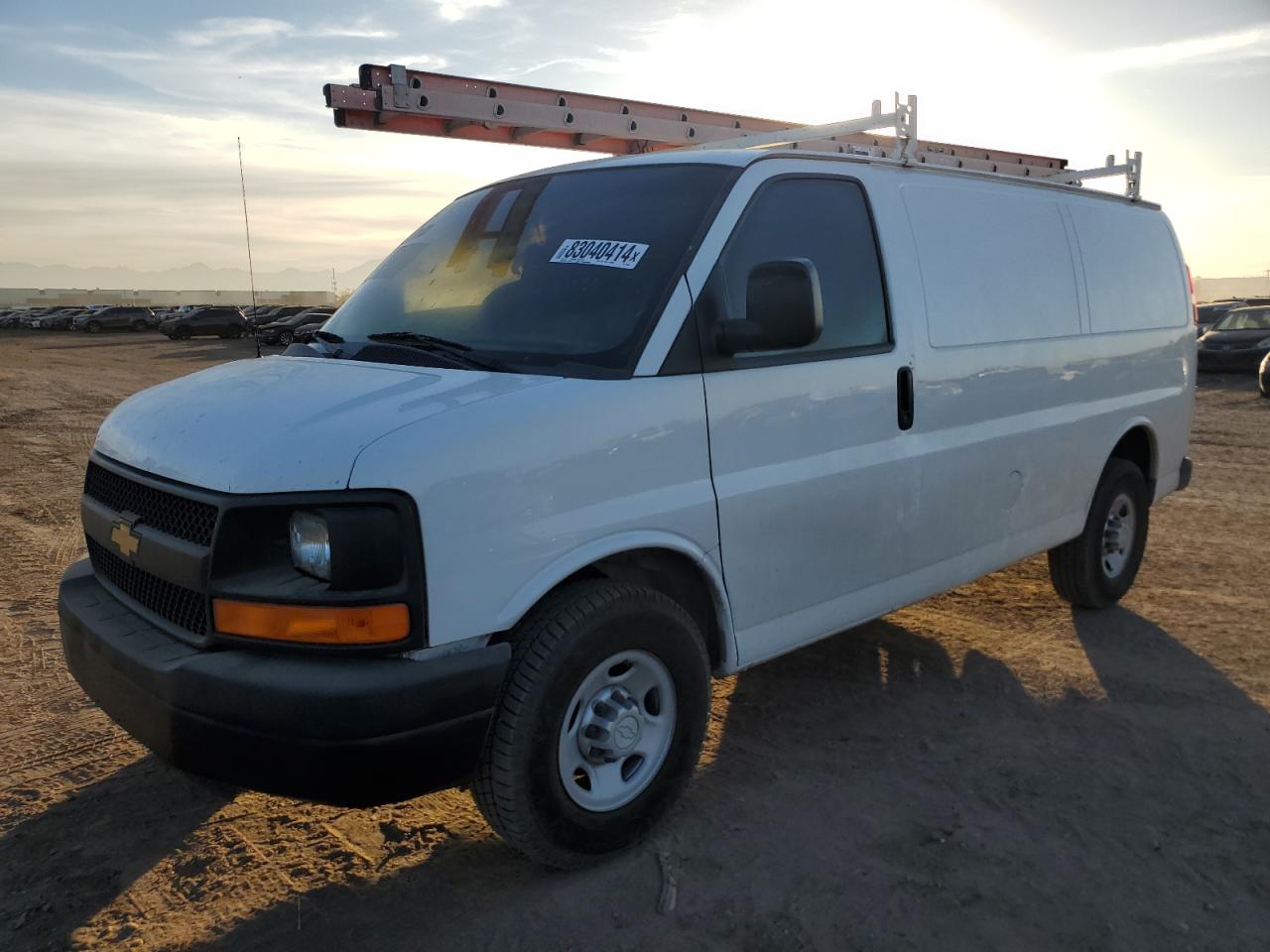 VIN 1GCWGFCF1F1240802 2015 CHEVROLET EXPRESS no.1