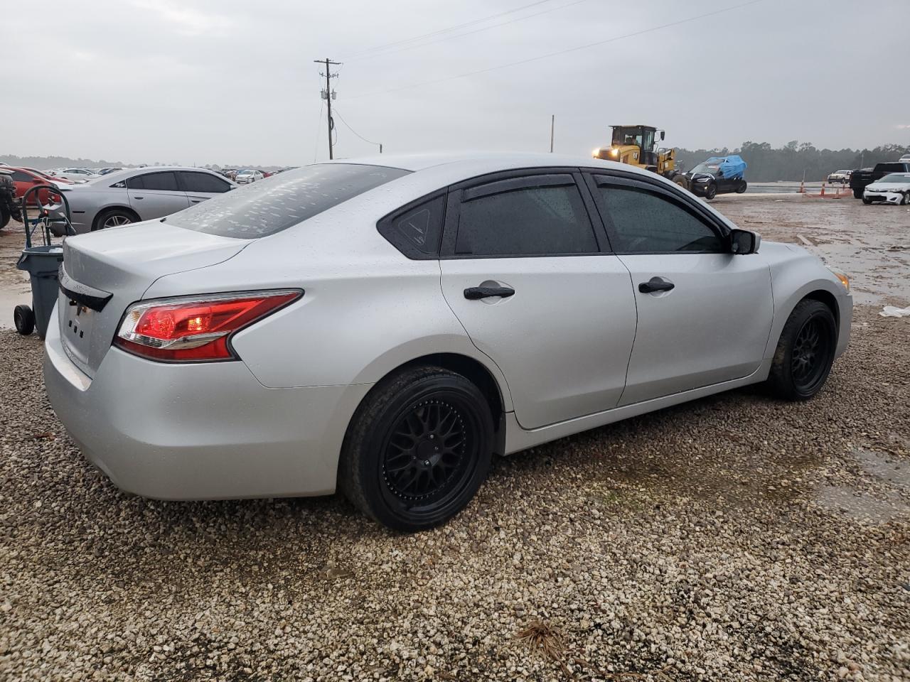 2015 Nissan Altima - Image 3