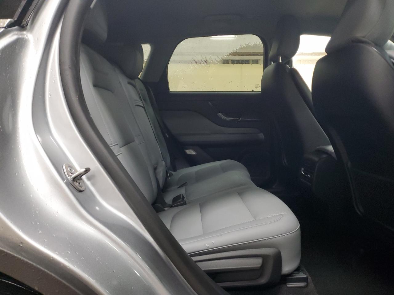 2021 Lincoln Corsair - Image 11