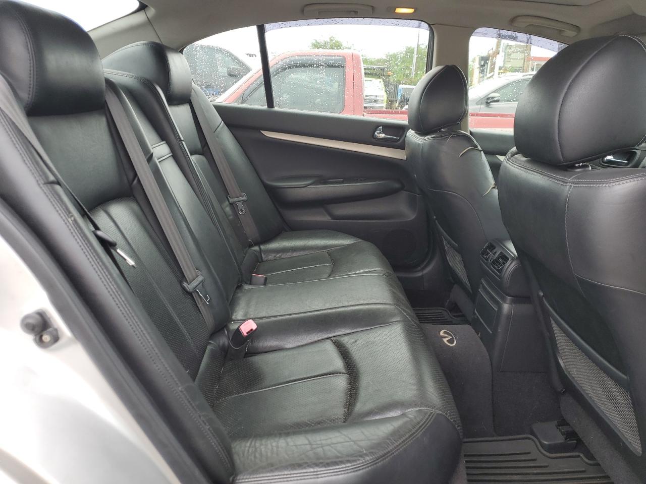2008 Infiniti G - Image 10