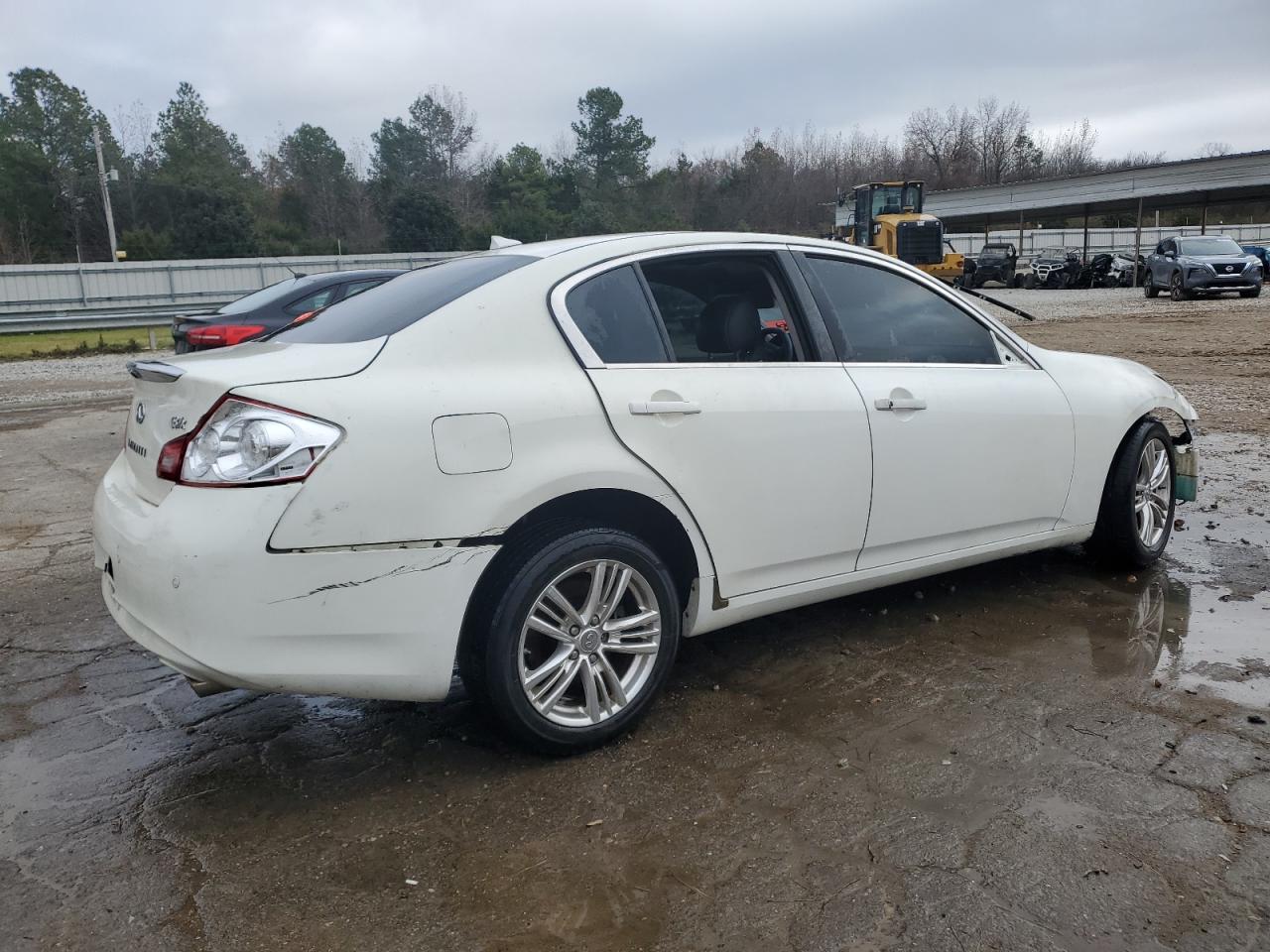 2011 Infiniti G - Image 3
