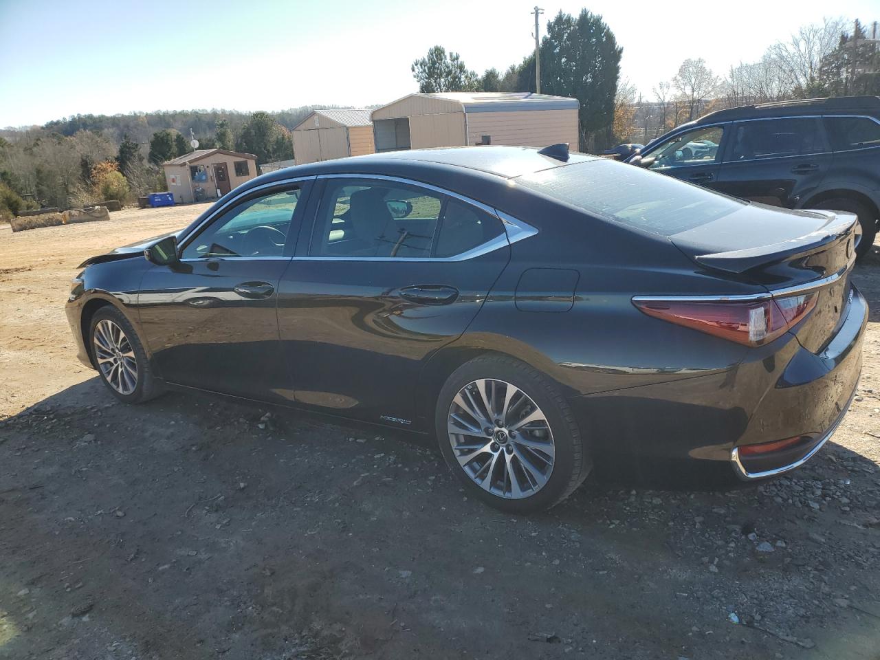 2020 Lexus ES - Image 2