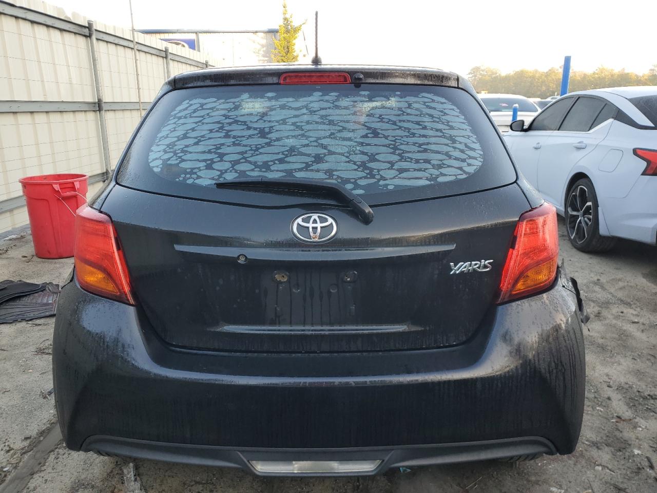 2015 Toyota Yaris - Image 6