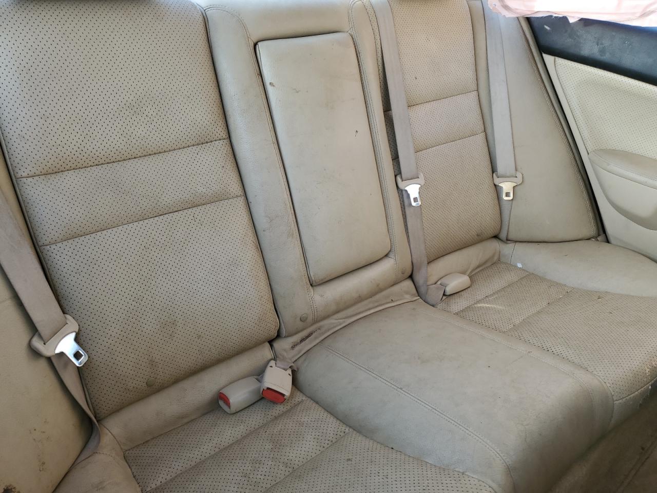2004 Acura TSX - Image 10